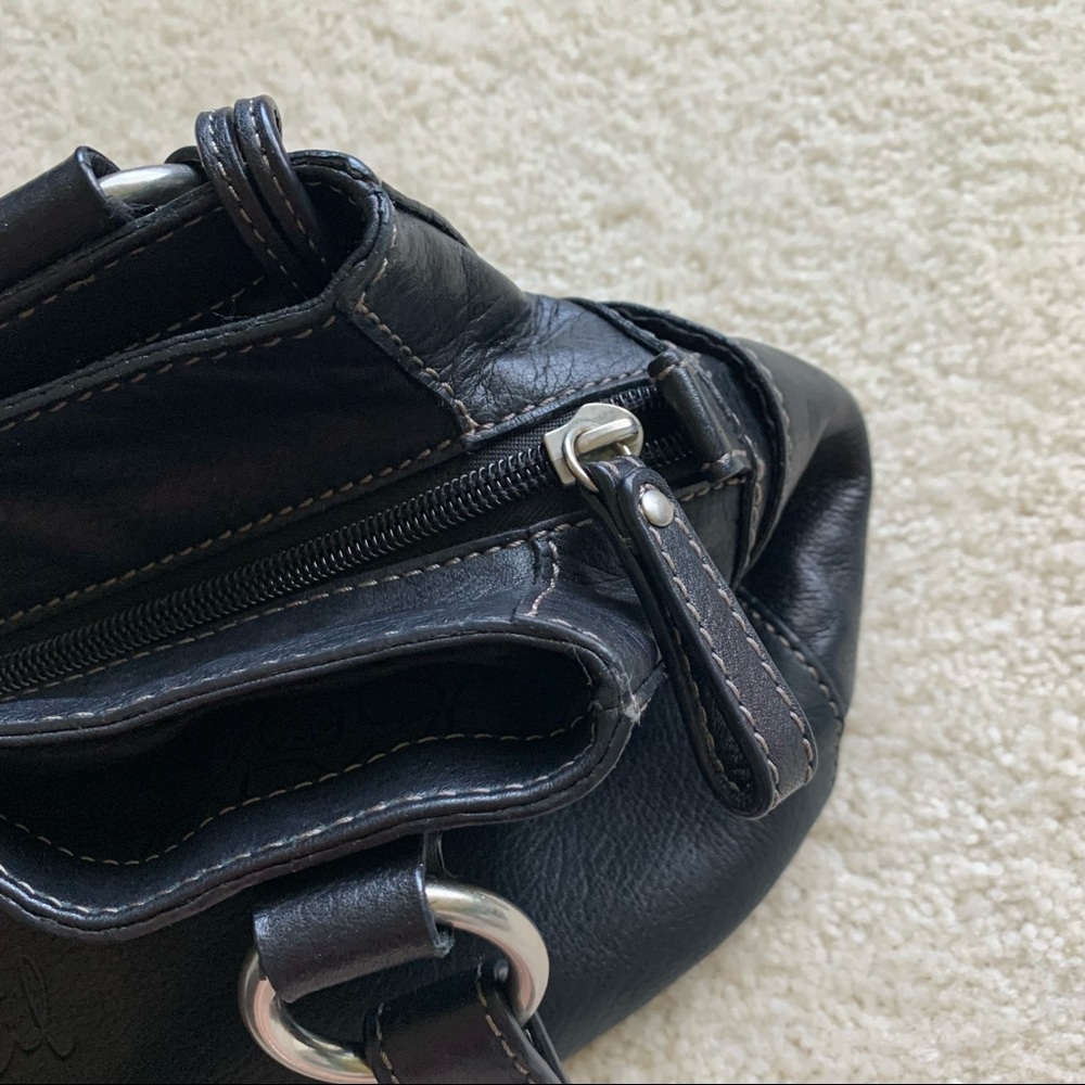 Fossil Black Leather Shoulder Purse with magnets - Picture 4 of 13